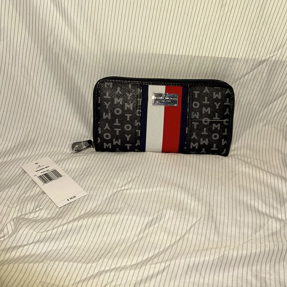 Tommy Hilfiger Wallet